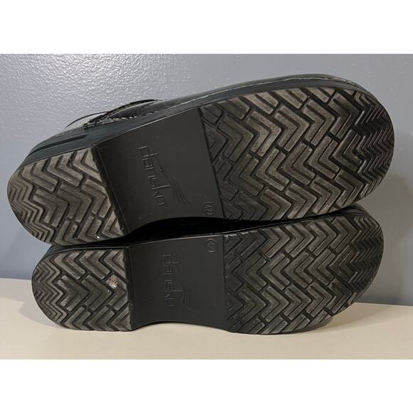 Dansko Clogs - Women's Size 42 - Picture 4 of 10